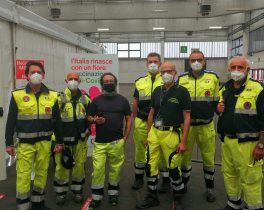 L'impegno del gruppo volontari di Protezione civile Tricolore durante l'emergenza