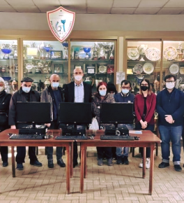 Credere per Vedere, donati tre computer al centro sociale Gattaglio