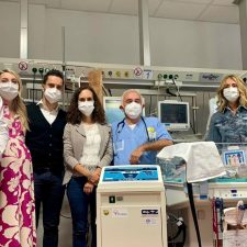 Donazione alla Neonatologia reggiana grazie a Vezzani Spa e Progetto Pulcino