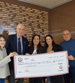 AtletiChef dona 7mila euro per il progetto “Amica Pelle” di Apro Onlus