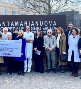 Una donazione da Assicoop Emilia Nord a favore del MIRE per l'8 marzo