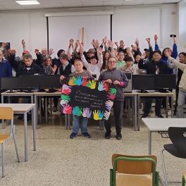 Credere per Vedere dona dieci computer all'istituto Leonardo Da Vinci