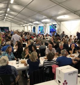 Albinea, raccolti 8mila euro per Casola Valsenio dalla cena di Pro Loco e Comune