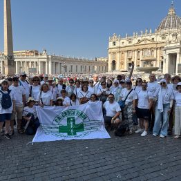 La Croce Verde di Castelnovo Monti e Vetto in udienza dal Papa