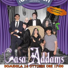 Lo spettacolo "Casa Addams" de La compagnia dei geniAttori a Brescello per Brescelloween