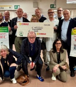 Conad Centro Nord dona 44mila euro a SA.RE per la sanità reggiana