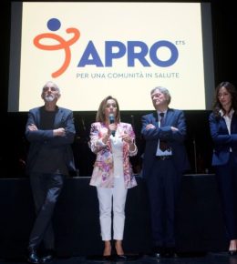 Successo al Teatro Cavallerizza per il concerto "Irlanda, in a Lifetime" a favore di APRO